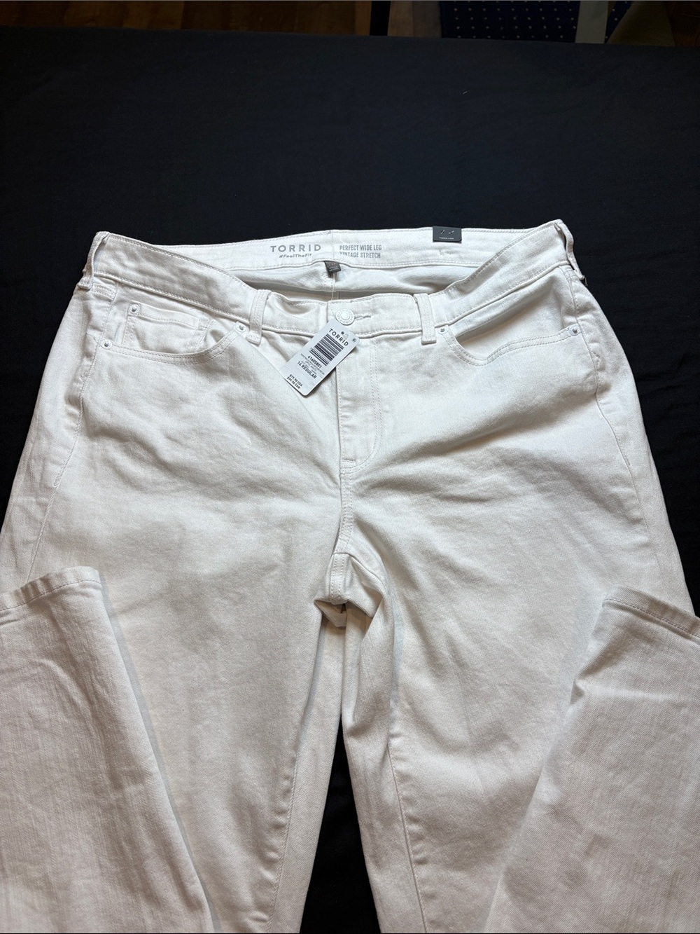 torrid White Straight-Leg High-Rise Jeans